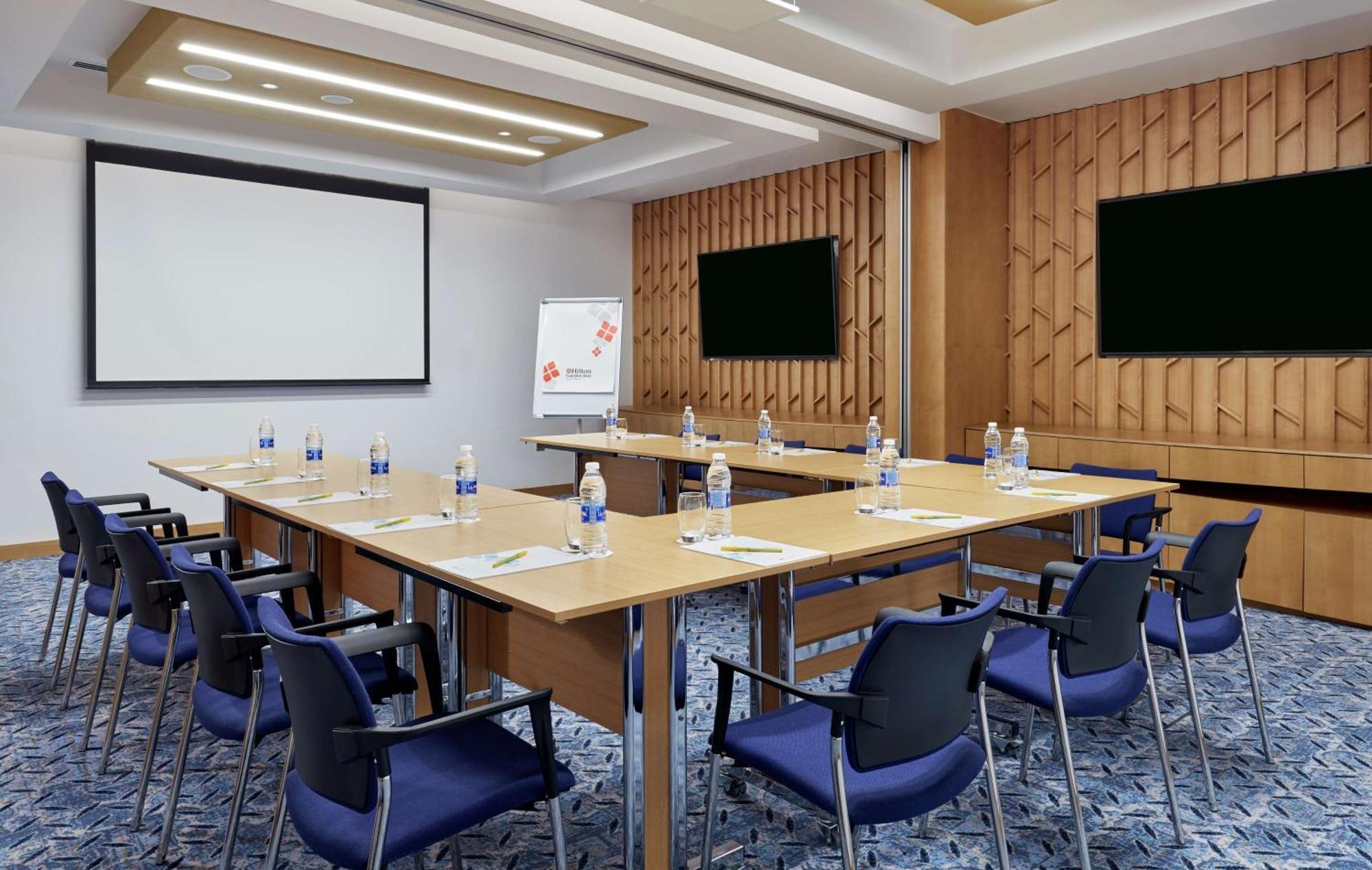 Hotel Hilton Garden Al Khuwair Maskat